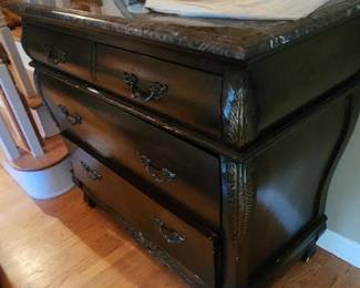 Front entrance cabinet (not with lamp)