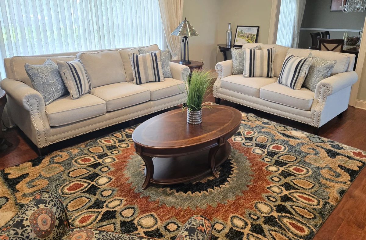 Like new sofa set