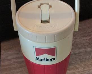 Vintage Coleman Marlboro 2 Qt Water Jug Cooler