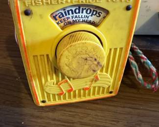 Fisher-Price "Raindrops" Pocket Radio Music Box Toy