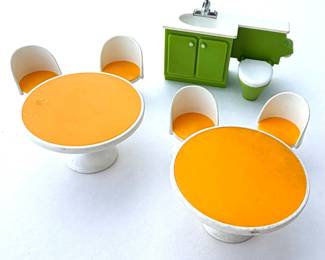 Retro 1970s Plastic Dollhouse Fixtures: Avocado Green Bathroom Vanity & Harvest Gold Tulip Tables