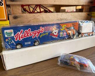 Kellogg's Racing Terry Labonte #5 Hauler Truck with Car
