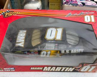 Mark Martin #01 U.S. Army NASCAR Stock Car Winner's Circle 1:18 Scale Die-Cast