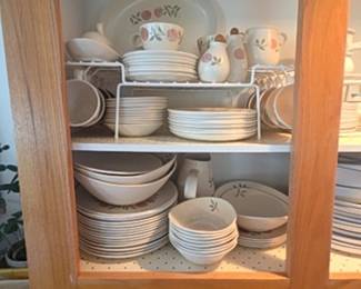 Vintage Iroquois China Ben Siebel Design Impromptu Wild Rose Dinnerware Set