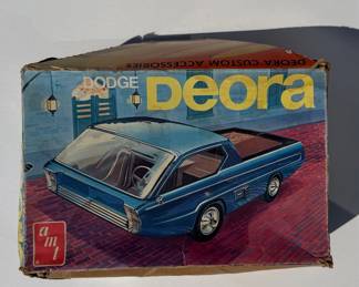 AMT Dodge Deora Custom Accessories Model Kit