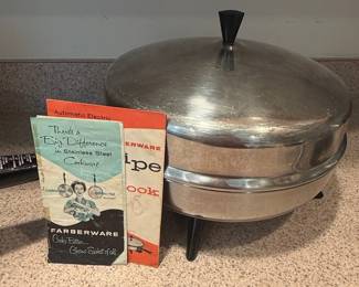 Farberware 12" Electric Skillet Fry Pan with High Dome Lid