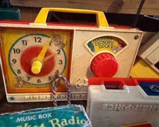 Fisher-Price "Hickory Dickory Dock" Music Box Clock Radio