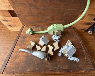 LEGO Dinosaurs Brachiosaurus and Dimetrodon Building Toy Pieces