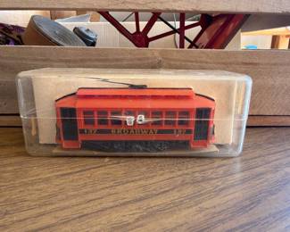 TYCO HO Scale Red "137 Broadway" Trolley Toy