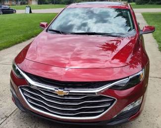 2025 Chevrolet Malibu LT only 1,787 miles!