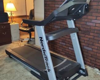 NordicTrack EXP 7i FlexSelect Treadmill