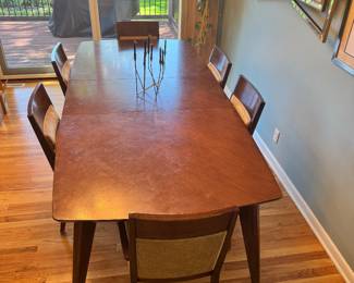 Home Meridian International table
