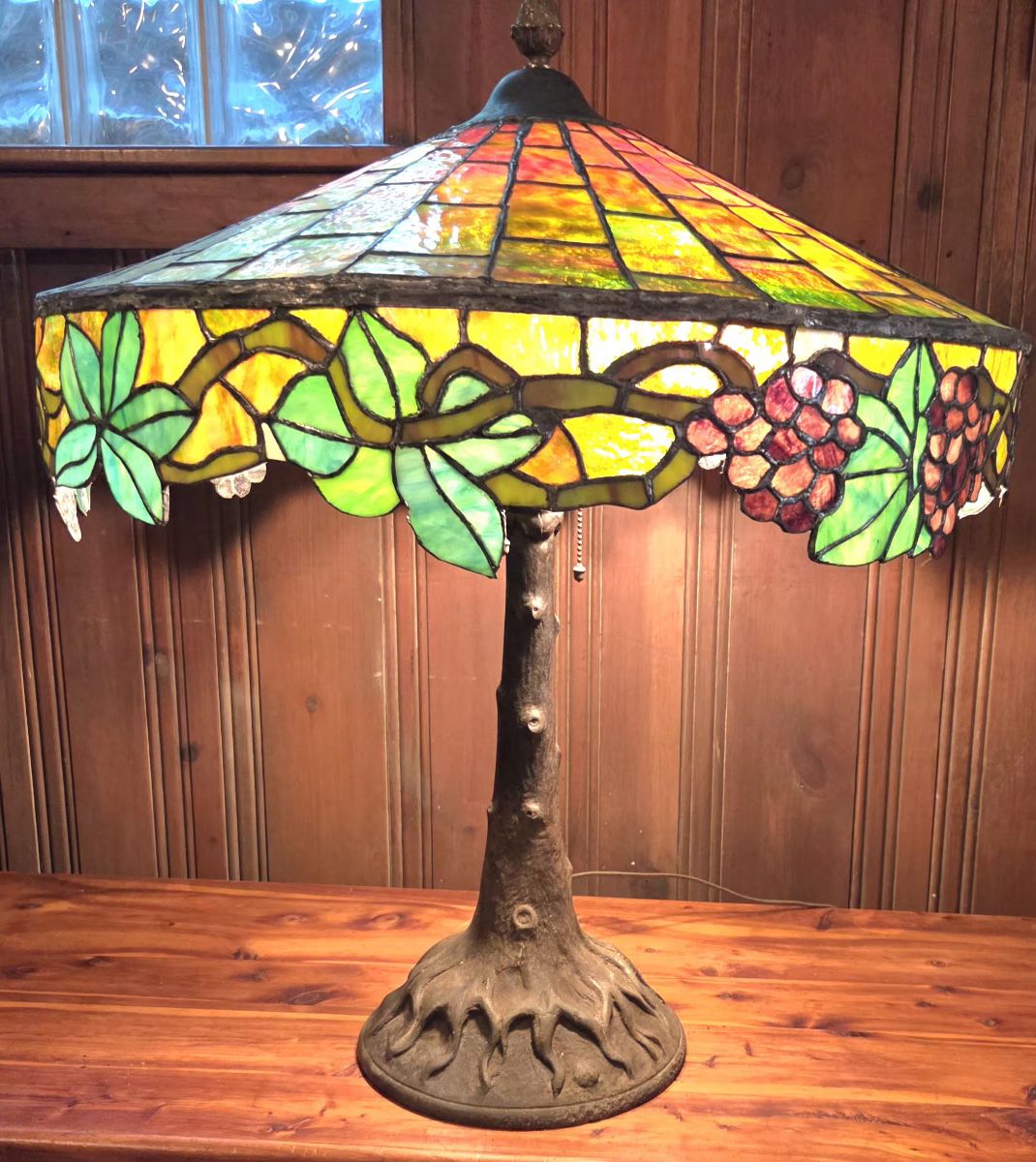 ANTIQUE CINCIWROUGHT LAMP