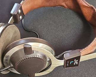 JVC HP-660 Stereo Headphones
