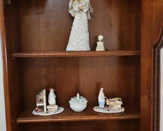 Figurines