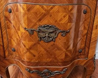 Antique Louis XV Style Marquetry Corner Vitrine Cabinet