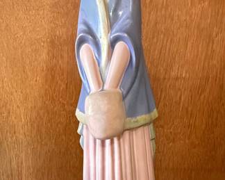 Nao by Lladro "Girl with Basket" Figurine
