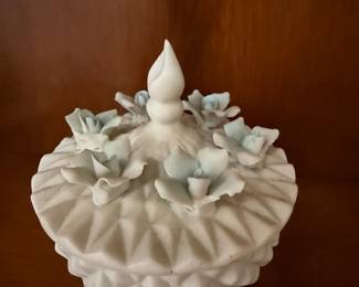 Karen Carson Creations "Refresher" Scented Candle in White Frosted Glass Holder