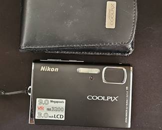 Nikon COOLPIX S52 Digital Camera