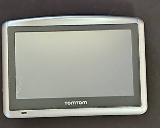 TomTom GO 720 Portable GPS Navigator