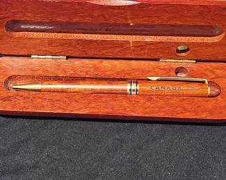 Canadian Maple Leaf Wooden Pen and Case Set