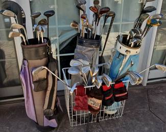 Assorted Golf Club Set