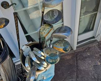 Assorted Golf Club Set