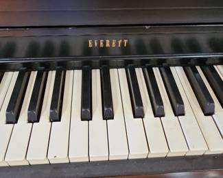 Everett Upright Piano with Bench