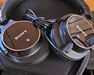 Sony MDR-ZX750BN Bluetooth Noise Cancelling Headphones