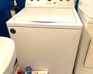 Newer washing machine in great condition