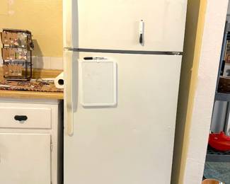 GE fridge