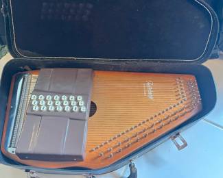 Autoharp - 36 strings, 21 chords