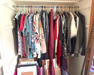 Women's clothes - sizes 2-8, S-M-L