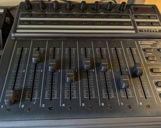 Behringer Fader