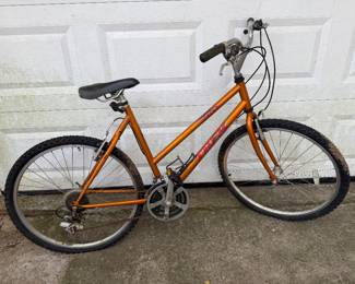 Trek 800
