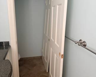 Bathroom hardware 