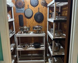 Skillets, Chaffing Serving, Pots & Pans