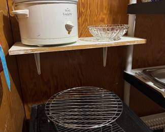 Crock Pots, Baking racks