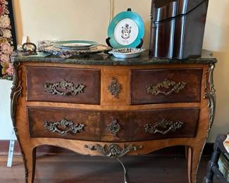 Louis XV marble top Bombe commode