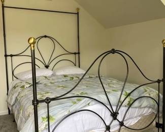 Queen Size Victorianstyle 4 Poster Bed