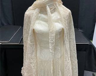 vintage lace wedding gown