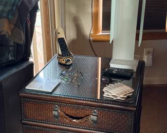 FR End Table