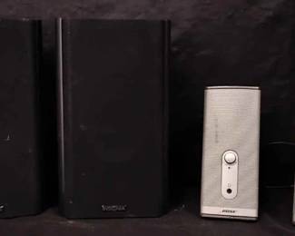 15CT125Insignia  Bose Bookshelf Speakers 