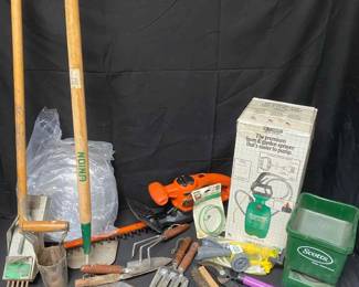 15CT160Mystery Garden Lot