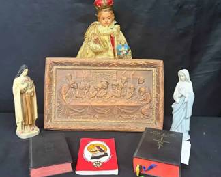 15CT140Vintage Religious Lot 