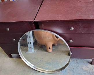 15CT731Small Cabinets And Mirror 
