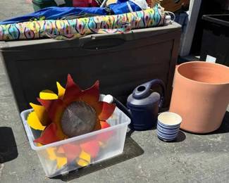 15CT106Outdoor Storage, Decor And More
