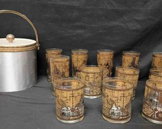 15CT141Vintage Glass And Kitchenware 