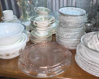 PyrexTown and County 3 bowl set, like new. Also fire king