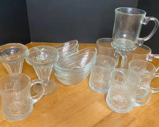 Four Arcoroc Canterbury Crocus Mugs with Four Glass Boat Bowls Two Sundae Glasses and Glass Mugs